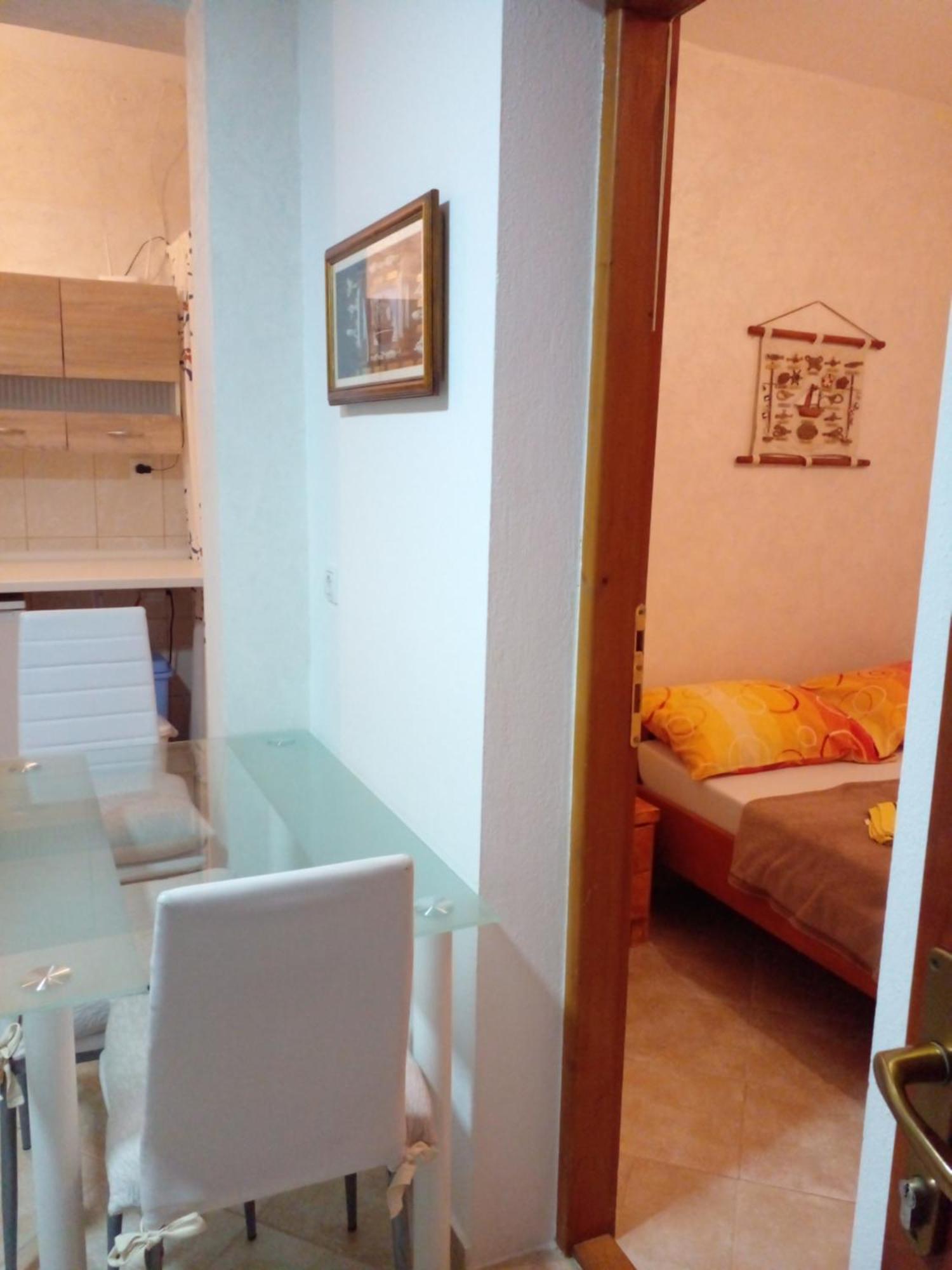 Apartment Jelaca Herceg Novi Pokoj fotografie